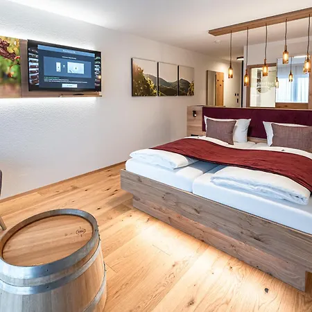 Spinnerhof 3*